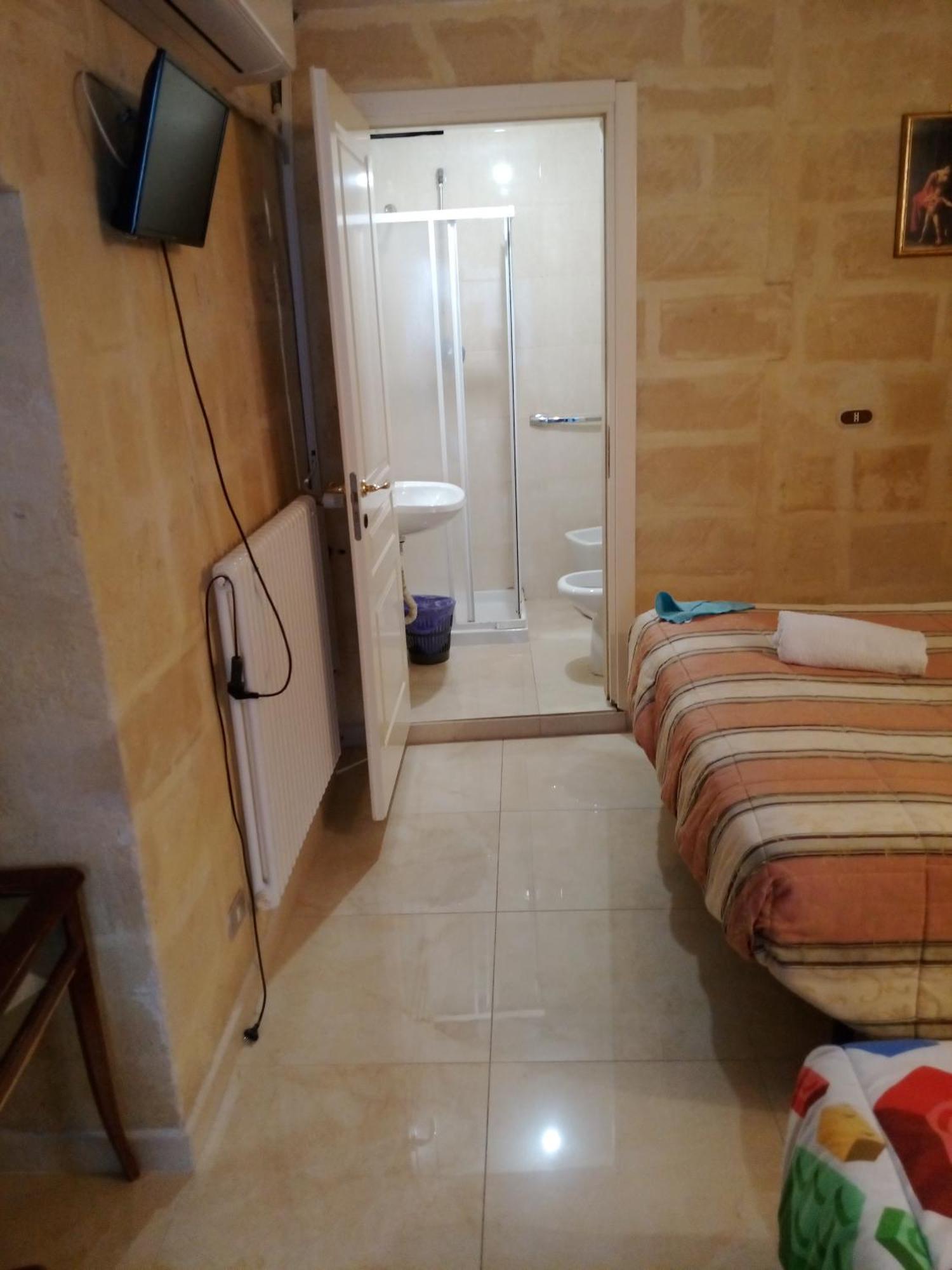 Parking Included Bed & Breakfast Matera Room photo
