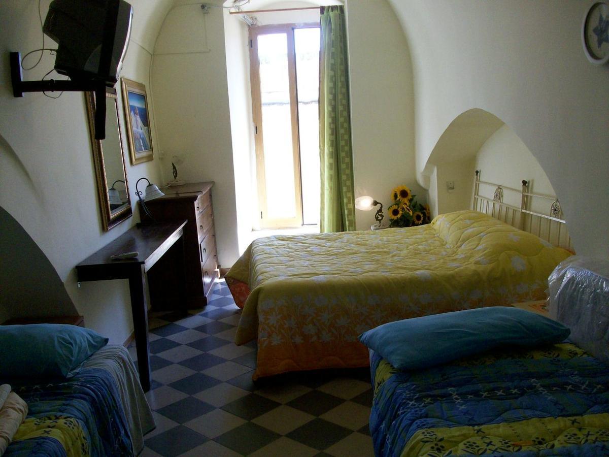 Parking Included Bed & Breakfast Matera Exterior photo