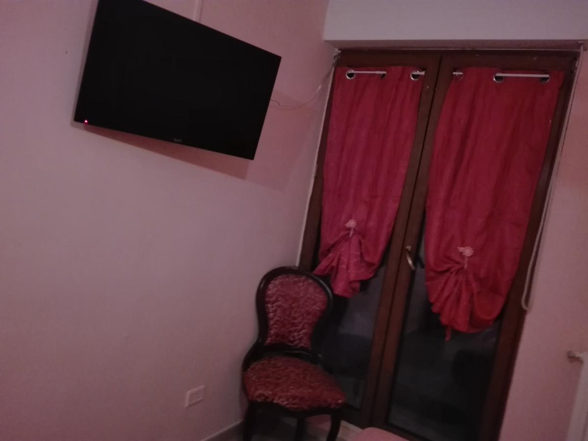 Parking Included Bed & Breakfast Matera Exterior photo